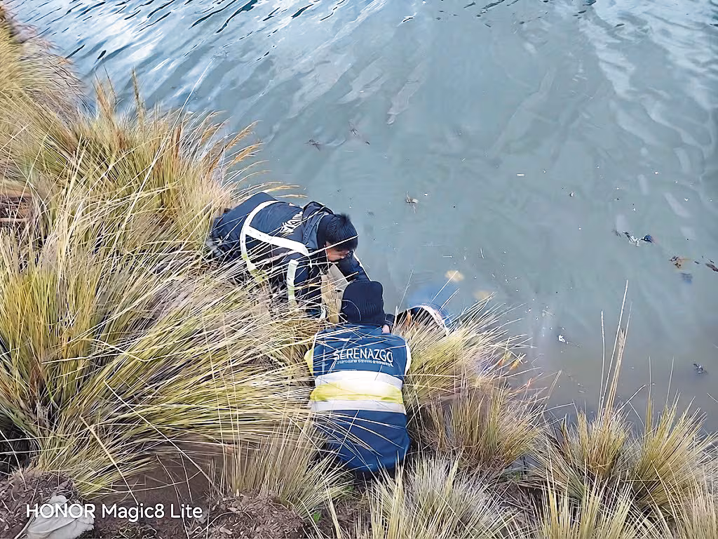 La Oroya: Comerciante muere al caer a laguna Huascacocha con su camioneta